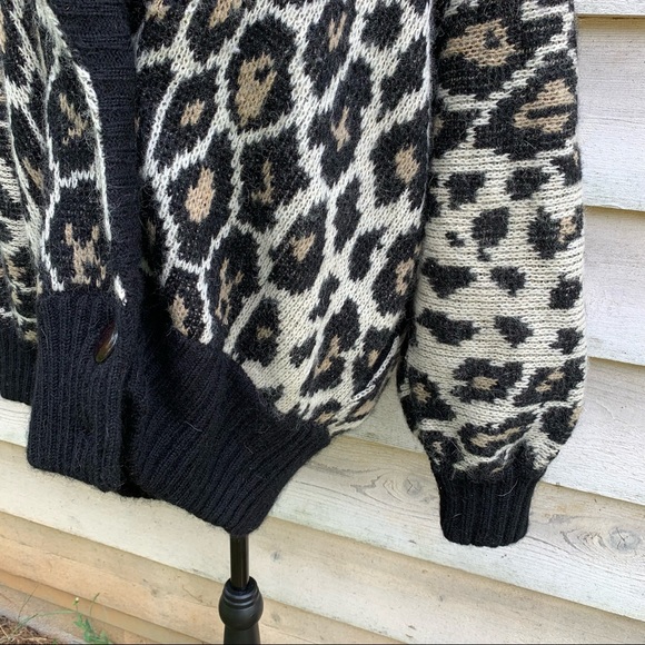 Vintage 80s Wool Mohair Blend Leopard Print Oversized Slouchy Cardigan Sweater - Picture 9 of 16